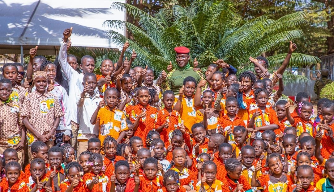 Burkina Faso Le Capitaine Ibrahim Traoré, un Président au service de l’inclusion et de l’éducation