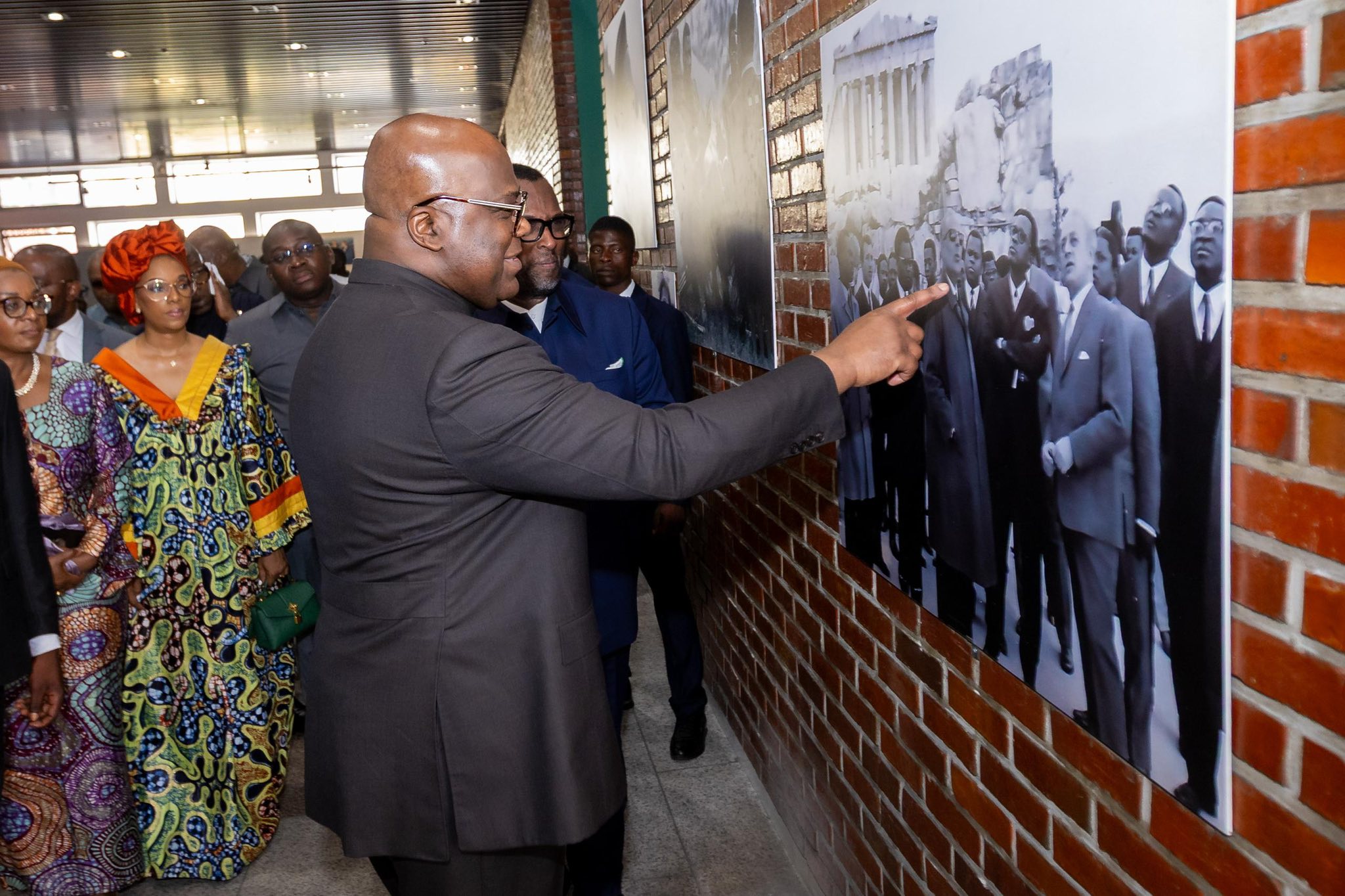 RDC : Le Président Félix Tshisekedi honore la mémoire de Mobutu lors d&rsquo;une exposition historique
