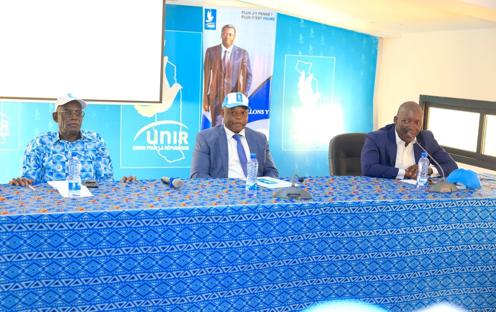 Togo : Les jeunes sont mobilisés pour un symposium sur l&rsquo;entrepreneuriat et les réseaux sociaux à l&rsquo;occasion du 14e anniversaire du parti UNIR