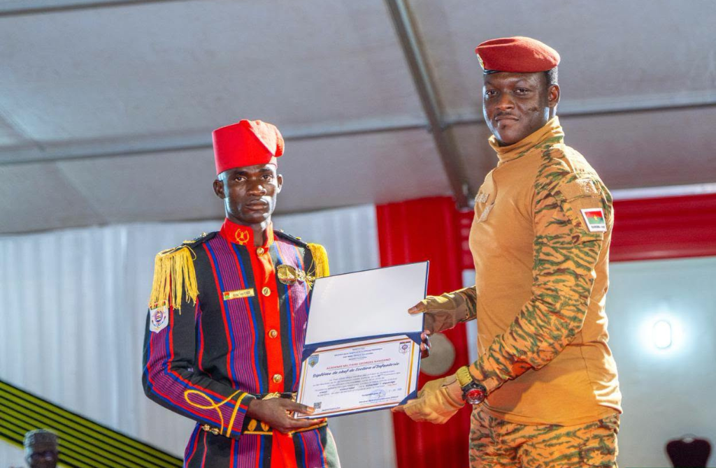 Burkina Faso : Le Président Ibrahim Traoré accueille la 25e promotion de l&rsquo;Académie militaire Georges-Namoano