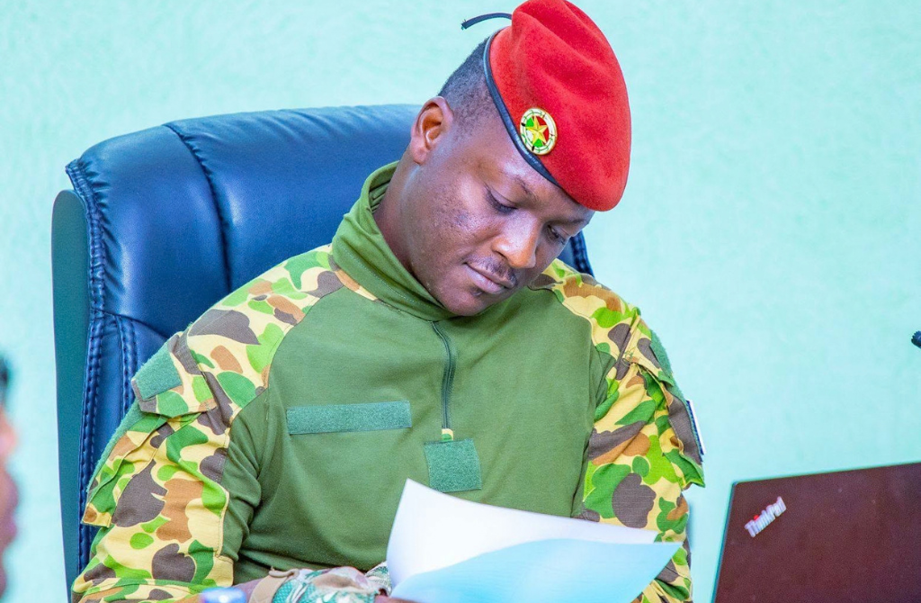 Burkina Faso : Capitaine Ibrahim Traoré, un leadership qui fait rêver la jeunesse africaine.